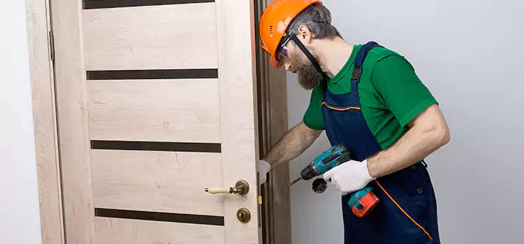 Replace Internal Door Handle with Lock La Mirada